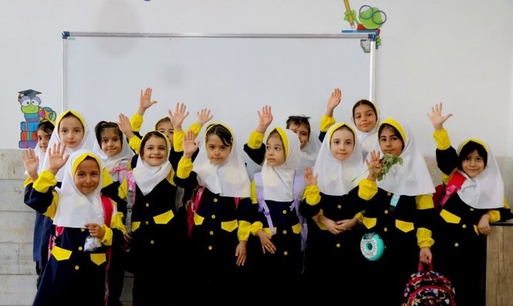 بحران آموزش در ایران؛ دو نفر از هر پنج دانشآموز هیچ نمیآموزند  بحران آموزش در ایران؛ دو نفر از هر پنج دانشآموز هیچ نمیآموزند