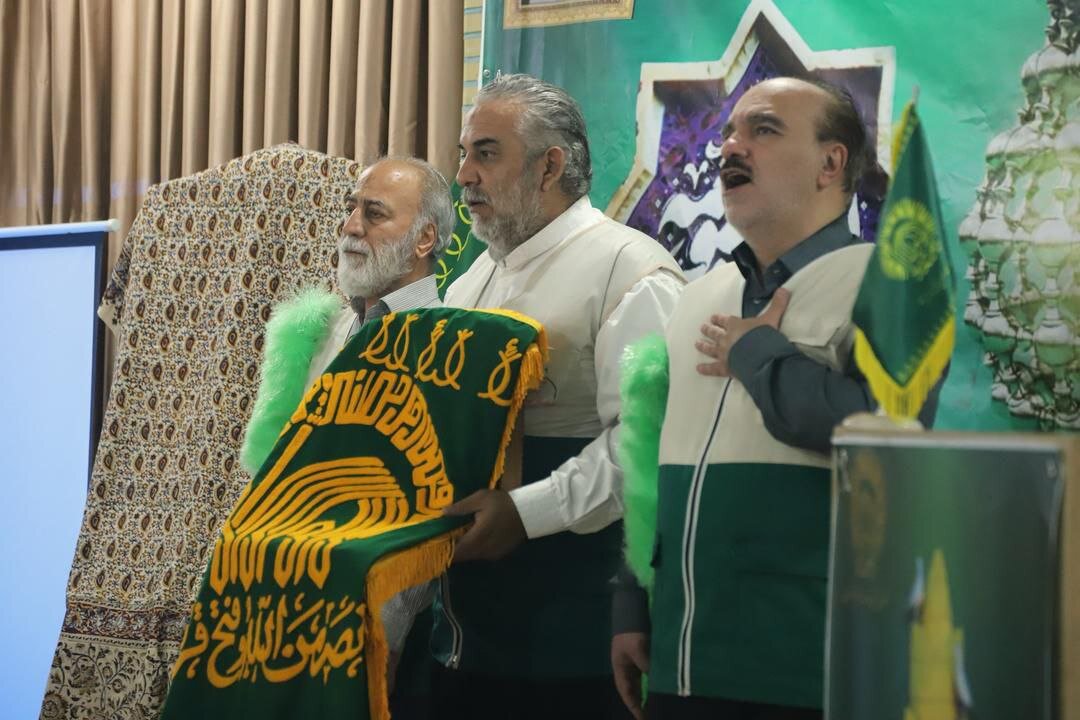 مراسم دهه کرامت با حضور خانواده شهدای خدمت در مسجد علی بن موسی‌الرضا(ع)