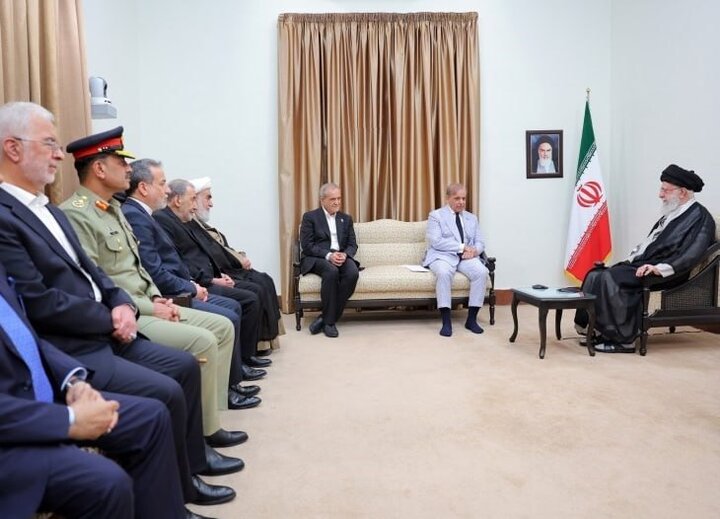 ایران جایگاه مهمی در امت اسلامی دارد