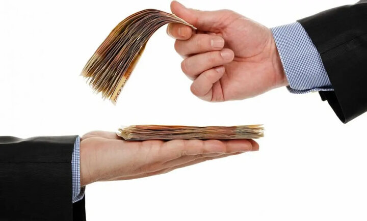 پرداخت آزمایشی حقوق کارمندان براساس عملکرد