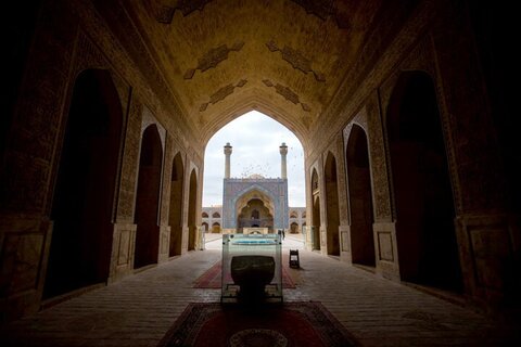 چشمان نگران یونسکو بر گنبد هزارساله اصفهان و تهدید عبور مترو