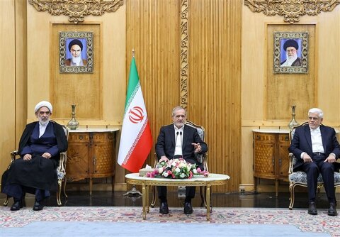 هم صدایی سران اکو با مواضع ایران در محکوم کردن جنایات رژیم صهیونیستی