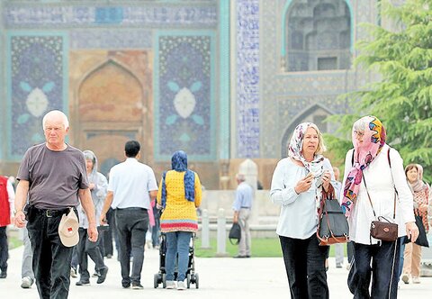 هشدارهای سفر و فشار اقتصادی، گردشگری ایران را زمین‌گیر کرده است