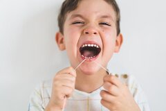 نخ دندان جایگزین تزریق واکسن می‌شود