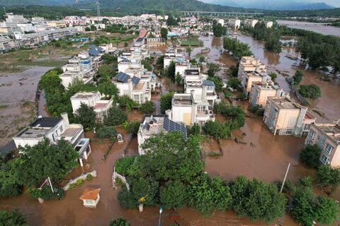 بارش‌های سیل‌آسا جان دست‌کم ۳۰ نفر را در چین گرفت