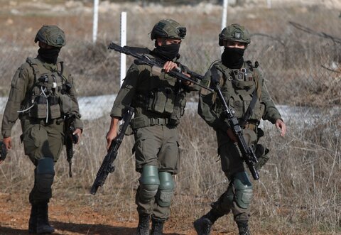  اسرائیلی‌ها، داوطلبان ایتالیایی و کانادایی را در کرانه باختری مورد حمله و سرقت قرار دادند