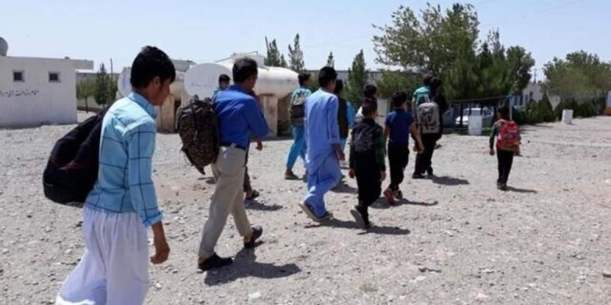 وزیر کشور از انسداد کامل مرزها و ساماندهی اتباع خارجی خبر داد